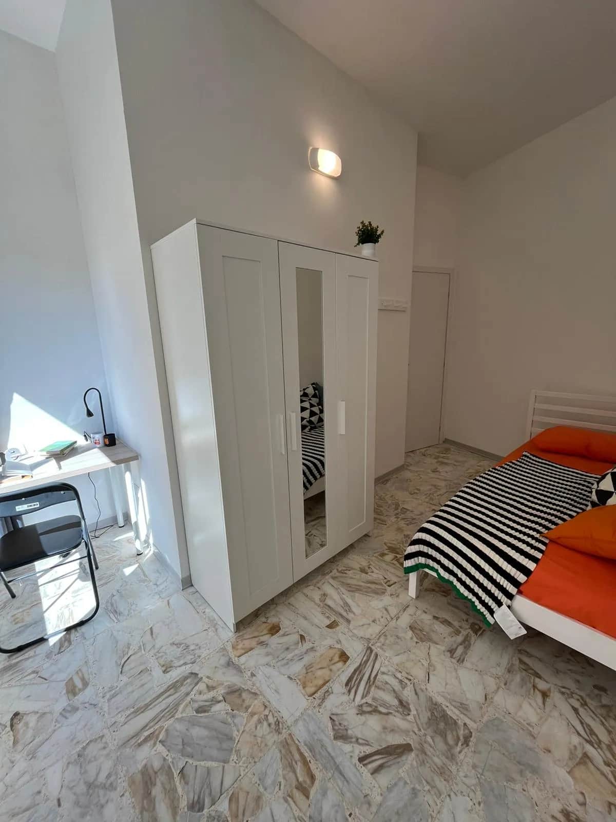 Stanza privata a Cagliari