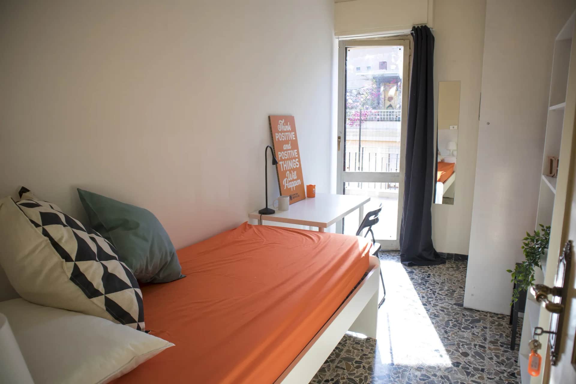 Stanza privata a Cagliari