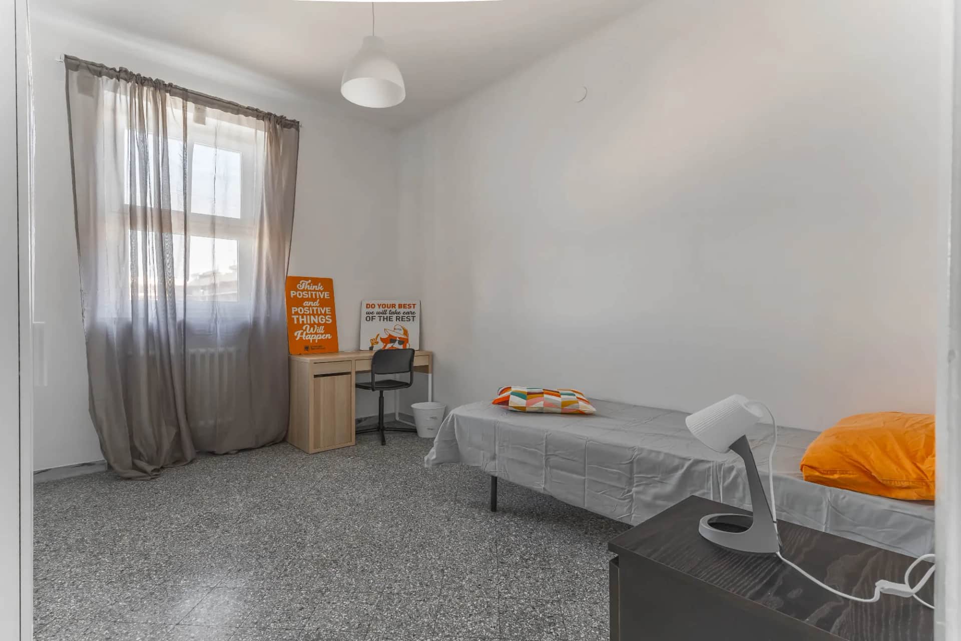 Stanza privata a Bari