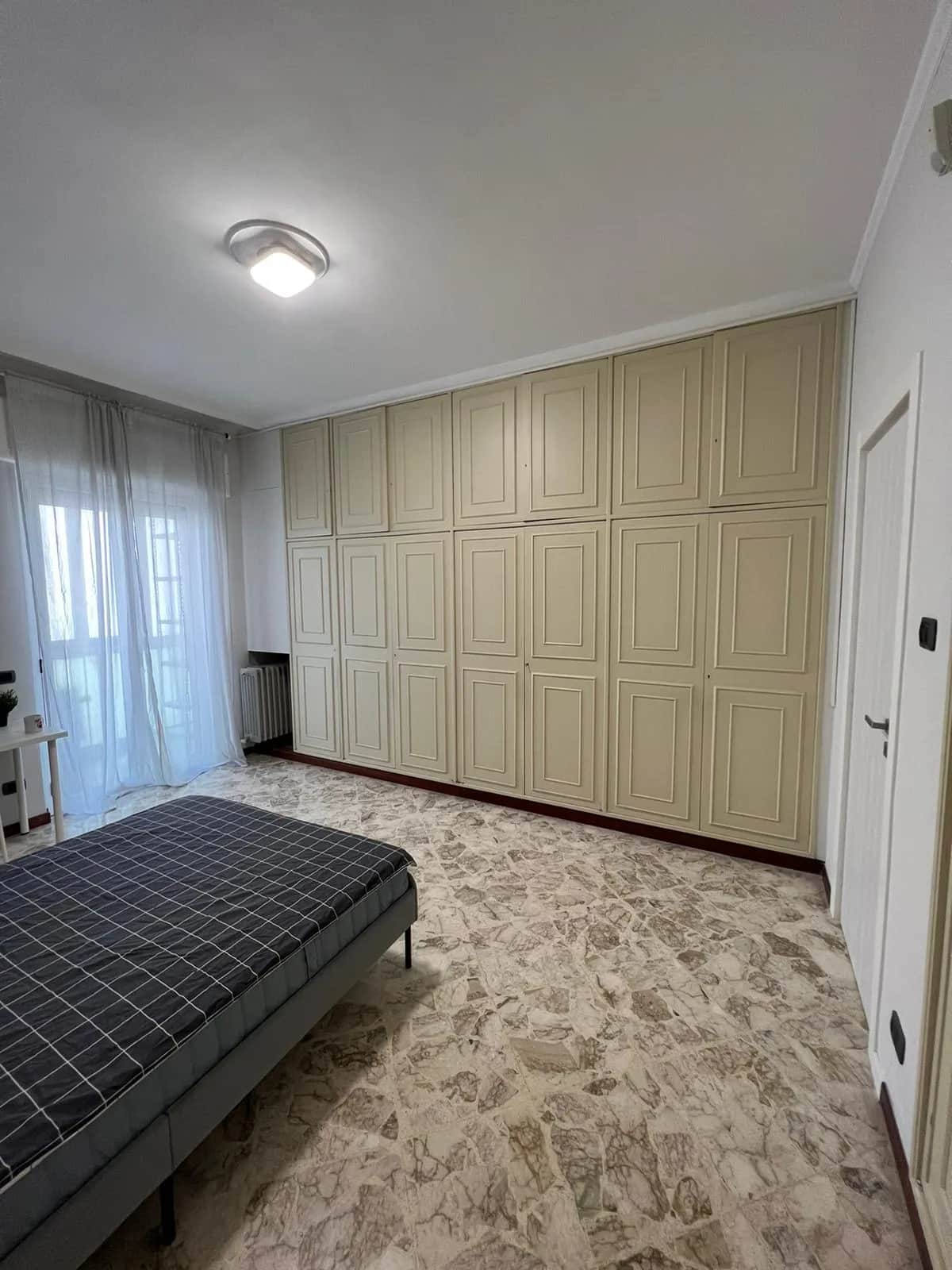 Stanza privata a Bari