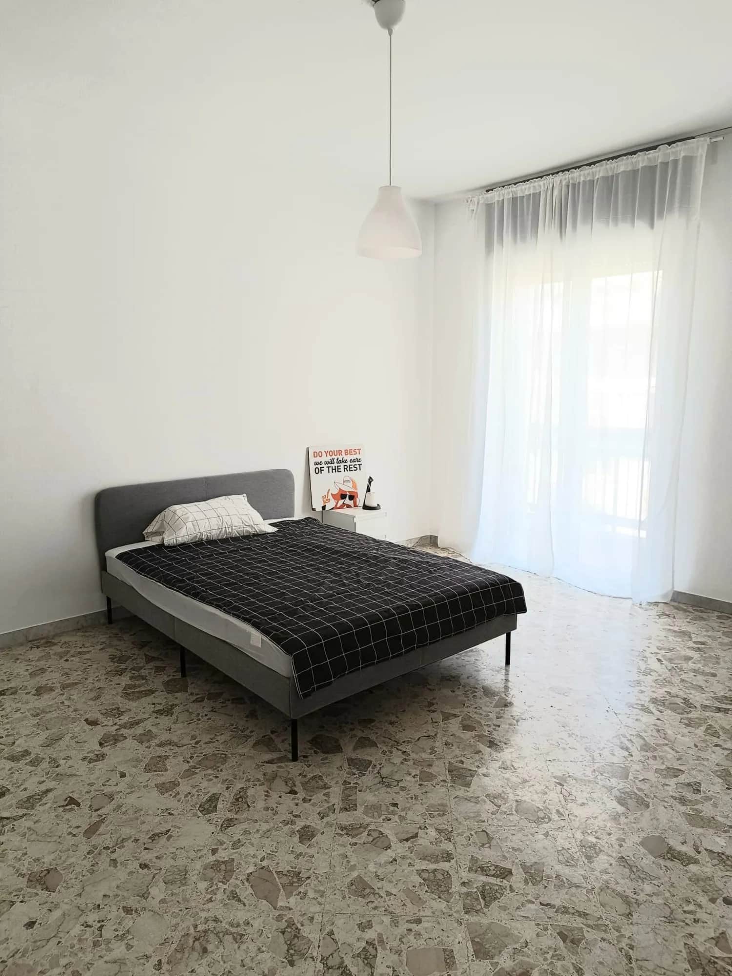 Stanza privata a Bari